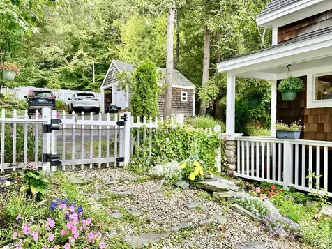 988 W Shore Road Bristol NH 03222