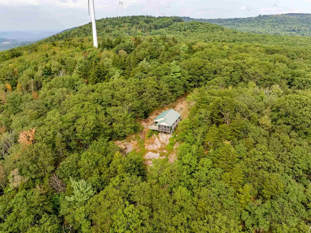 133 Earls Road Lempster NH 03605