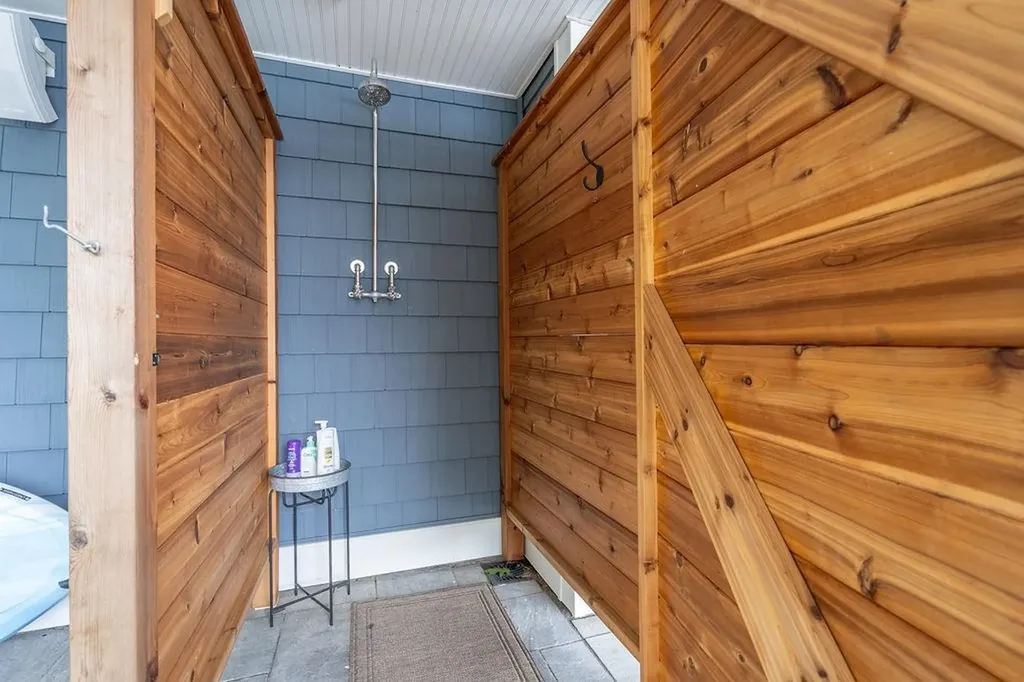 70 Weed Road Meredith NH 03253