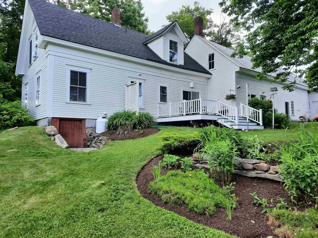 282 South Main Street Peacham VT 05862