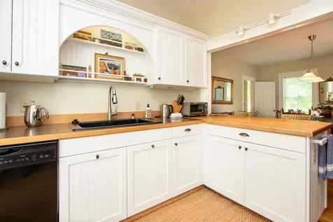 282 South Main Street Peacham VT 05862