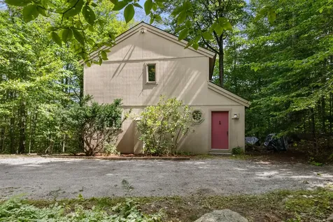 12 Draper Mill Road Grantham NH 03753