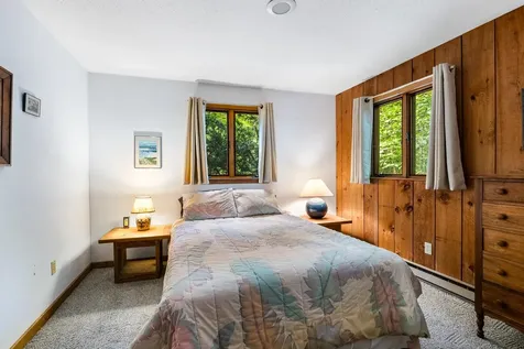 12 Draper Mill Road Grantham NH 03753