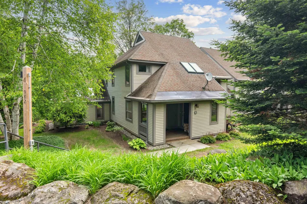 982 Brook Road Stowe VT 05672