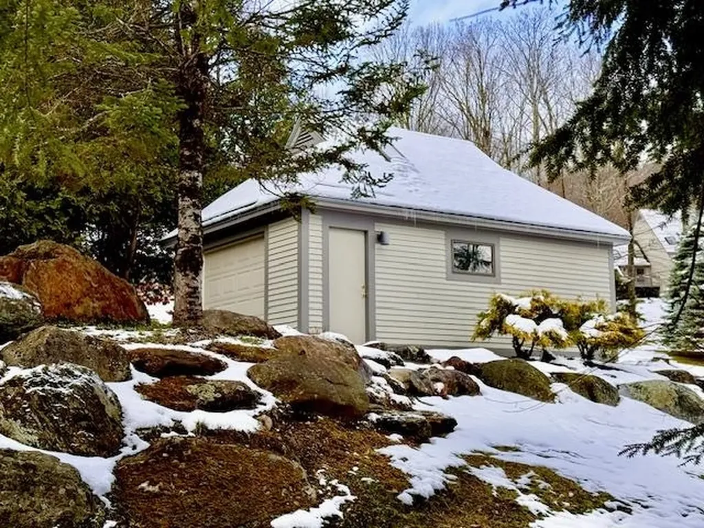 982 Brook Road Stowe VT 05672