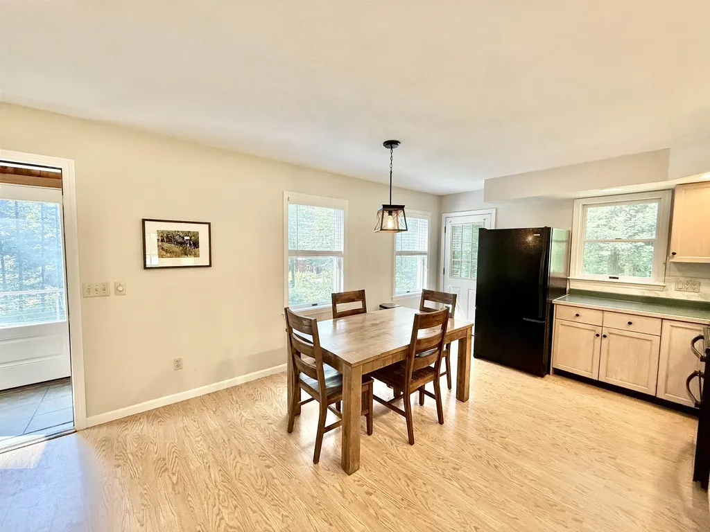 175 Sherwood Forest Londonderry VT 05148