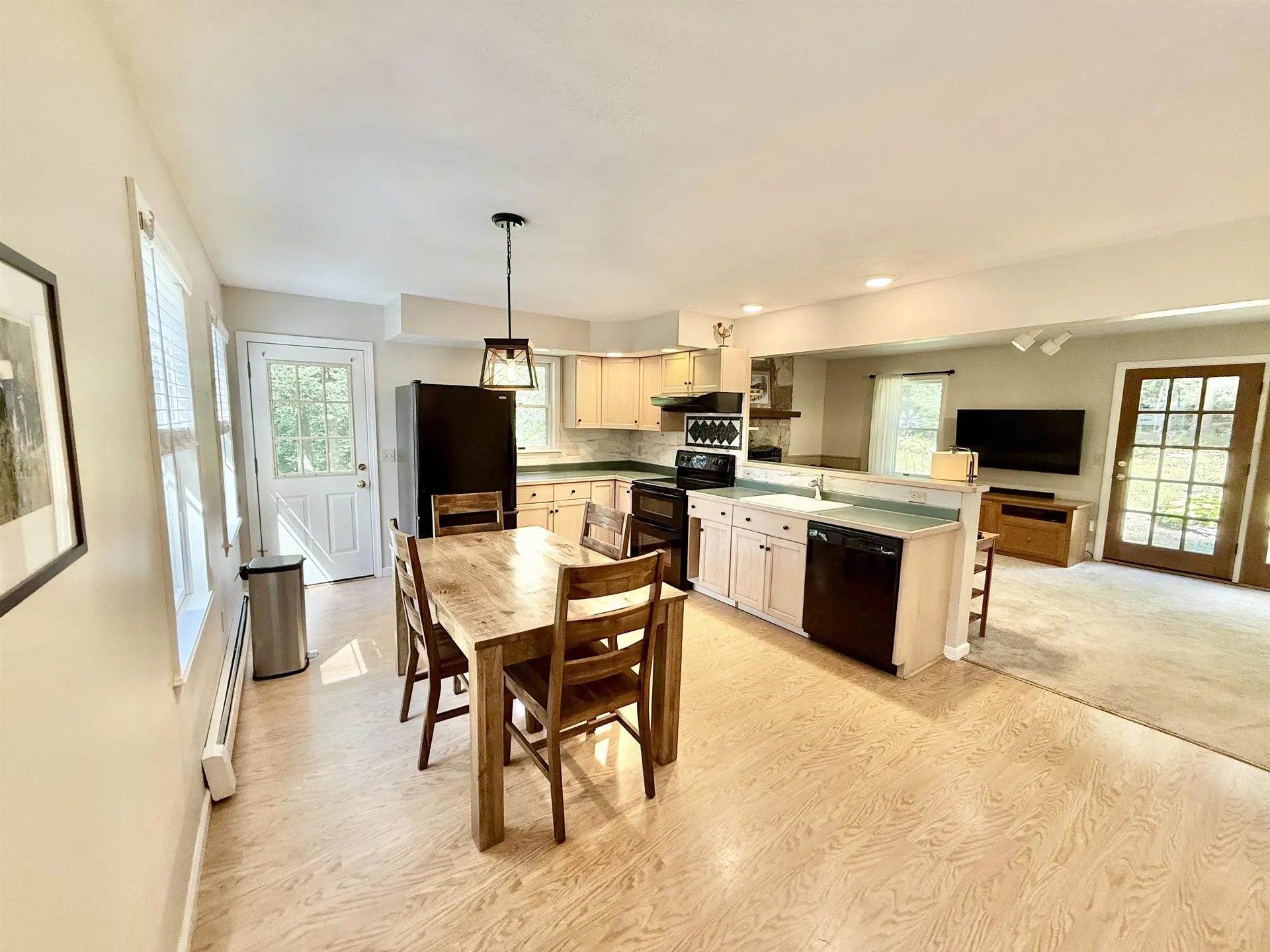 175 Sherwood Forest Londonderry VT 05148