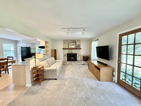 175 Sherwood Forest Londonderry VT 05148