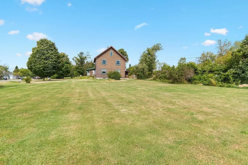 25 Snowcrest Road Fairfax VT 05454