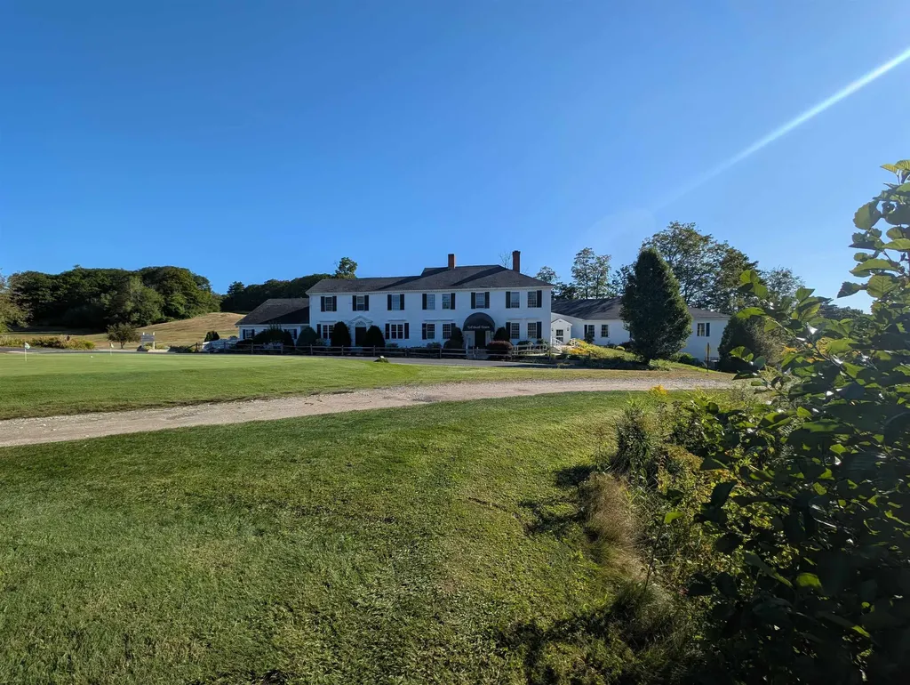 008-043-000 School House Road Francestown NH 03043