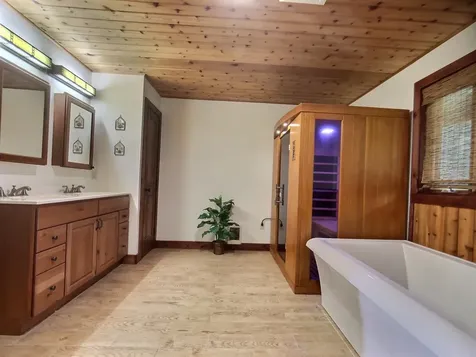 1099 E Shore Road Isle La Motte VT 05463