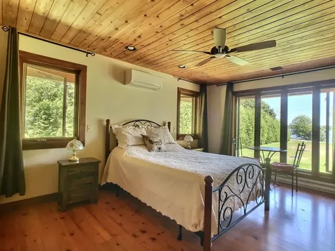 1099 E Shore Road Isle La Motte VT 05463