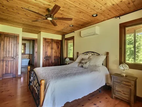 1099 E Shore Road Isle La Motte VT 05463