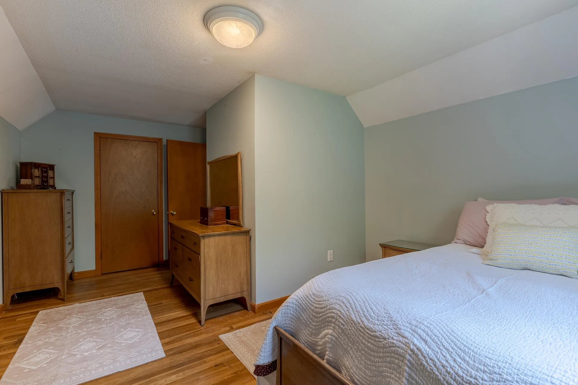 15 Allens Avenue Lee NH 03861