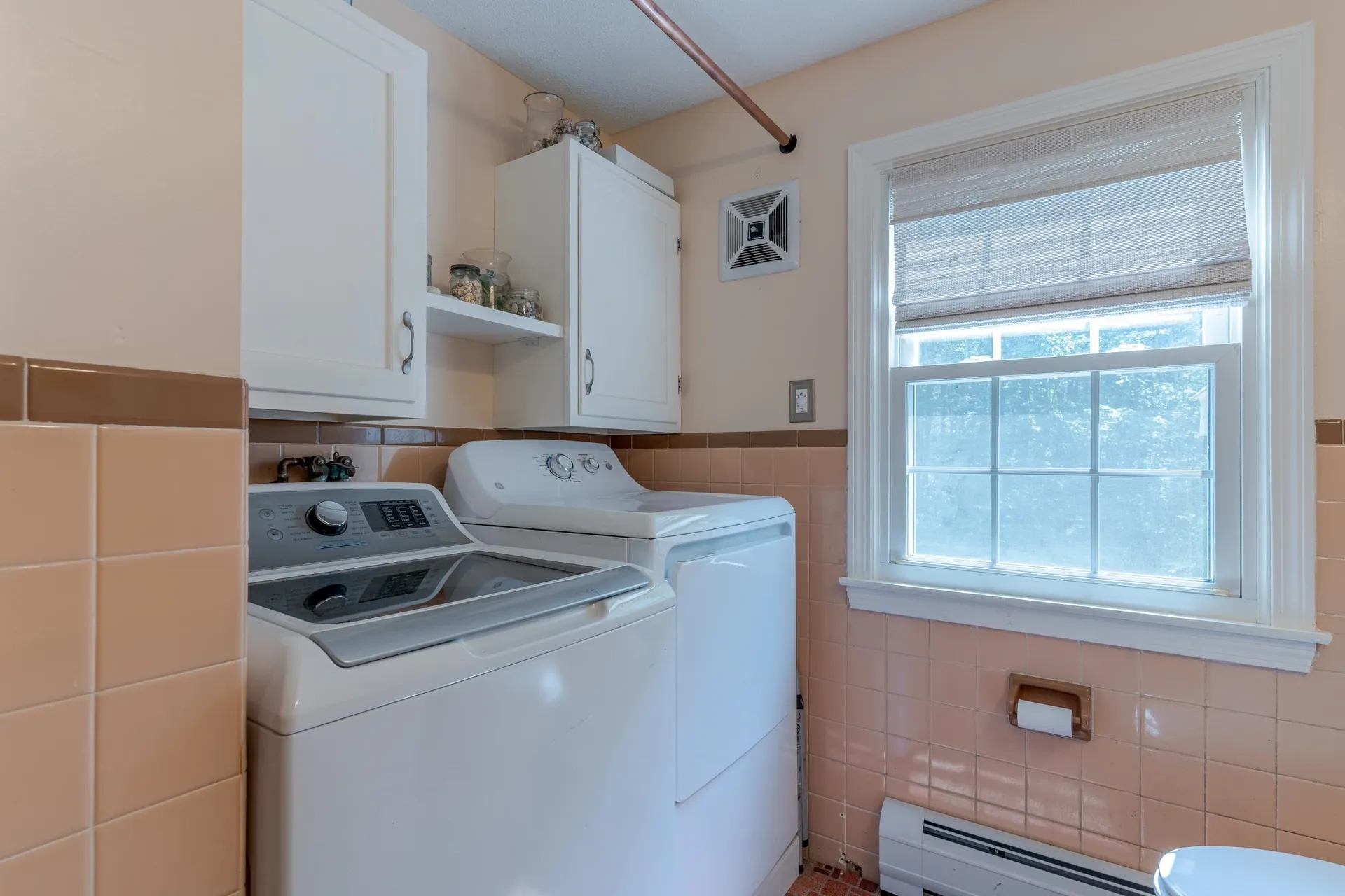 15 Allens Avenue Lee NH 03861