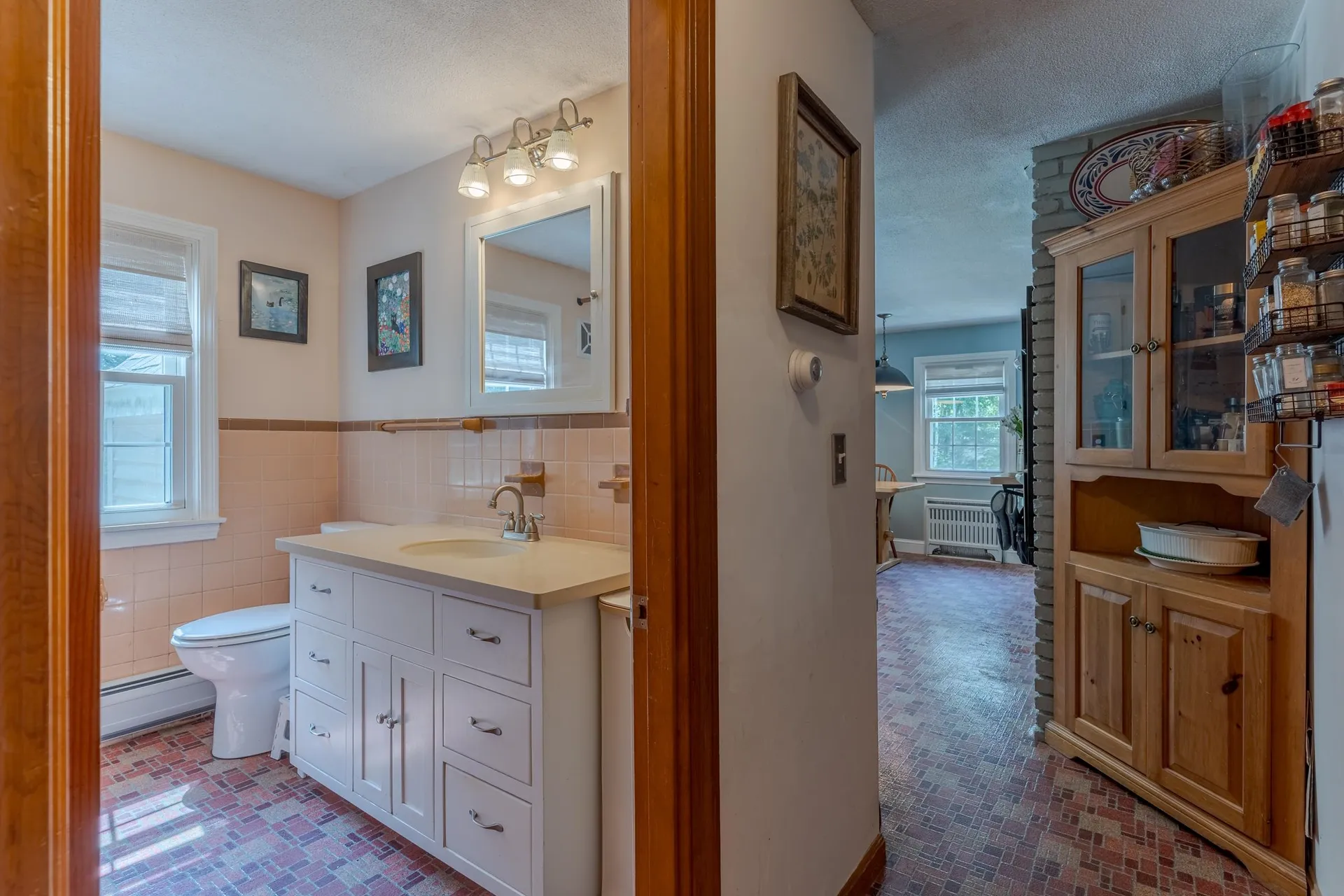 15 Allens Avenue Lee NH 03861