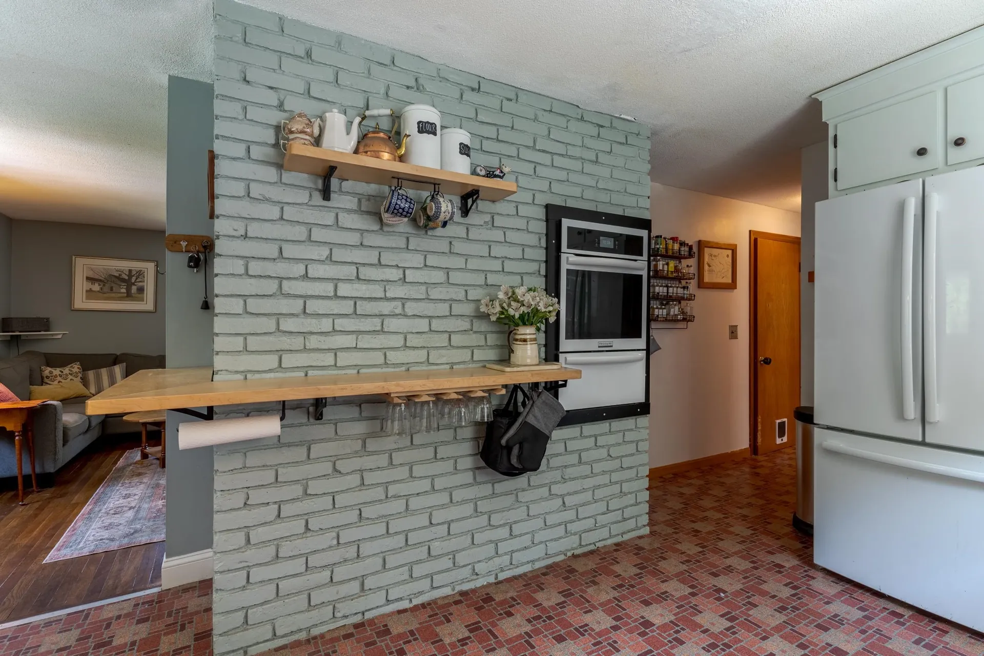 15 Allens Avenue Lee NH 03861