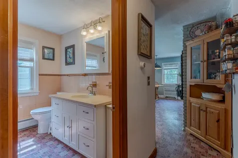 15 Allens Avenue Lee NH 03861