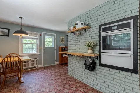 15 Allens Avenue Lee NH 03861