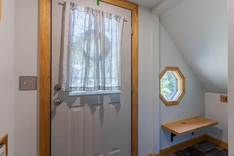 15 Allens Avenue Lee NH 03861