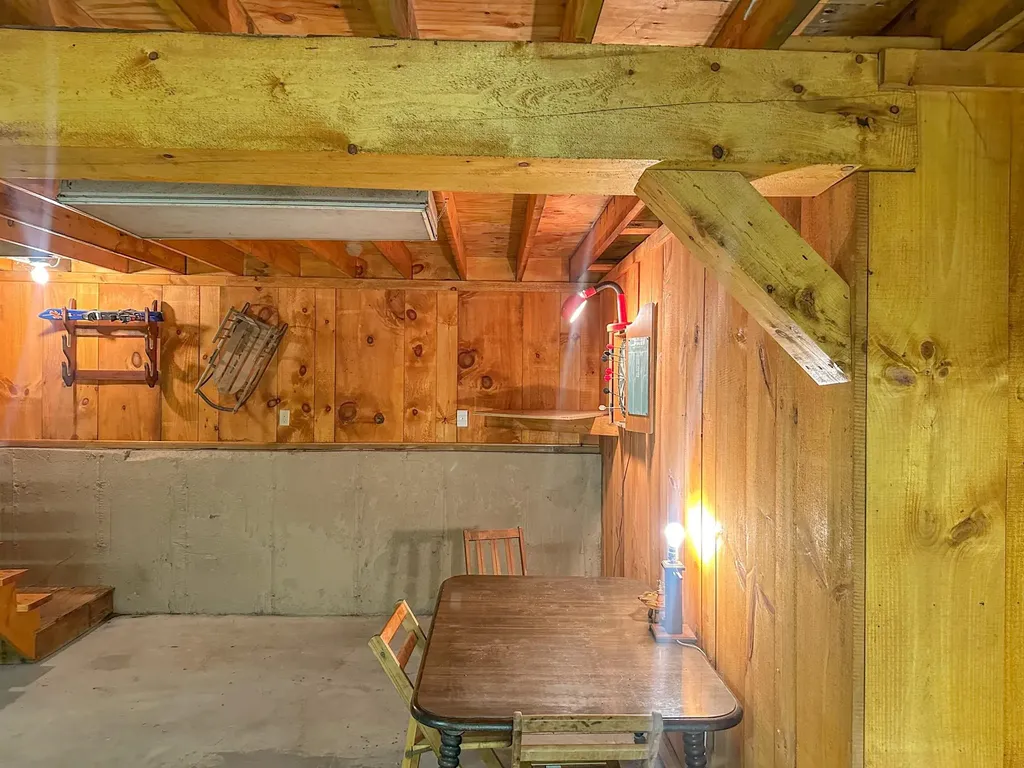 11 Sharon Lane Mount Holly VT 05758