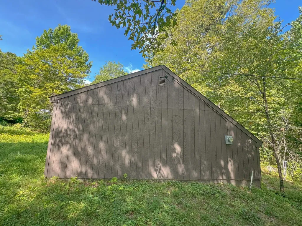 11 Sharon Lane Mount Holly VT 05758