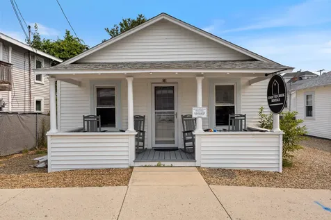 2 Island Path Hampton NH 03842