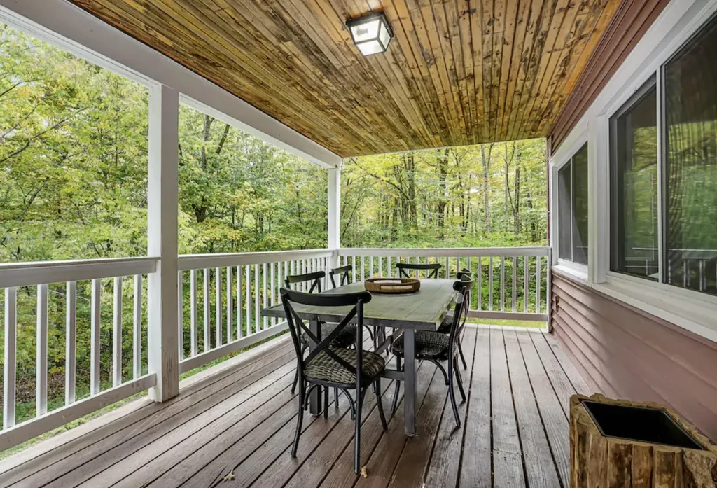 8 Rocky Road Winhall VT 05340