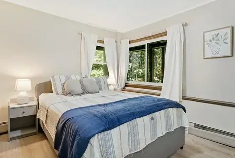 8 Rocky Road Winhall VT 05340