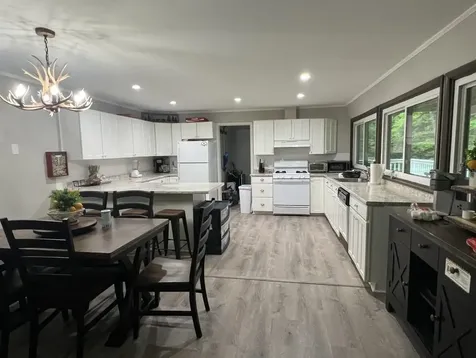 8 Rocky Road Winhall VT 05340