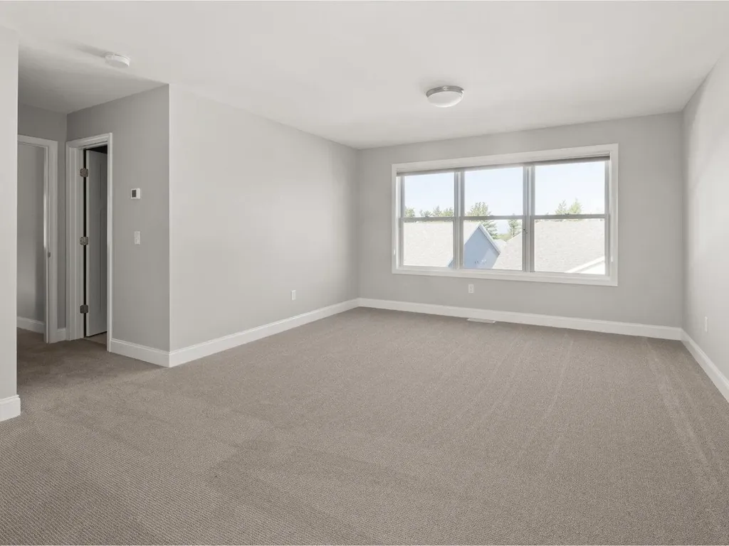 76 Daniel Drive South Burlington VT 05403