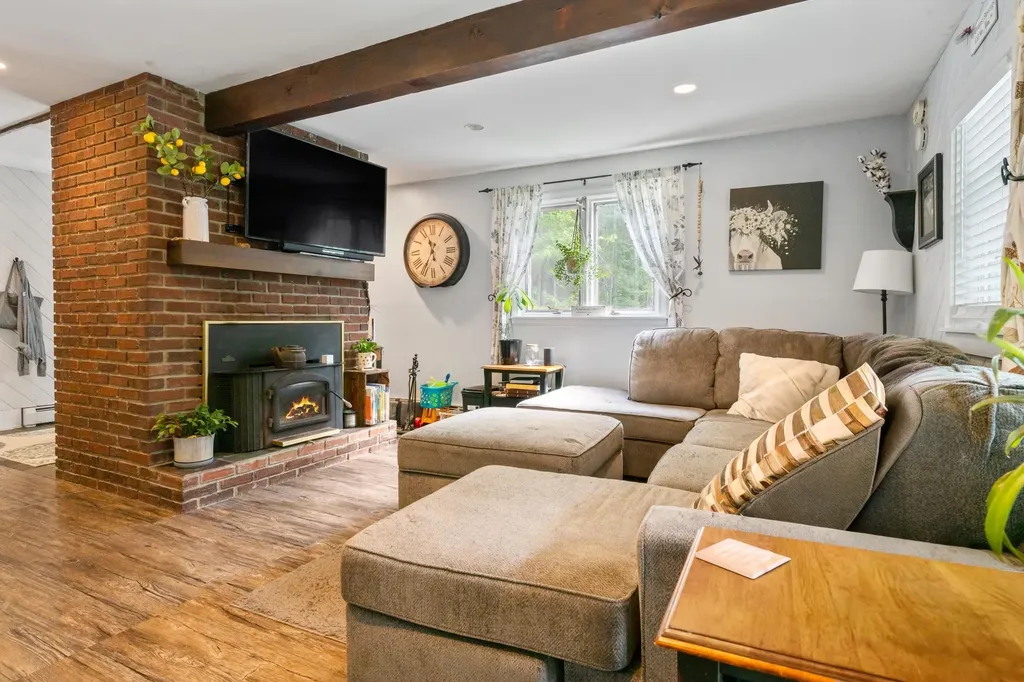 95 Noyes Street Bethlehem NH 03574