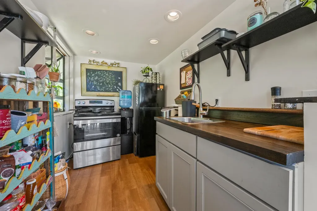 95 Noyes Street Bethlehem NH 03574