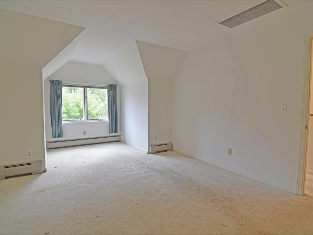 132 Covington Lane Shelburne VT 05482