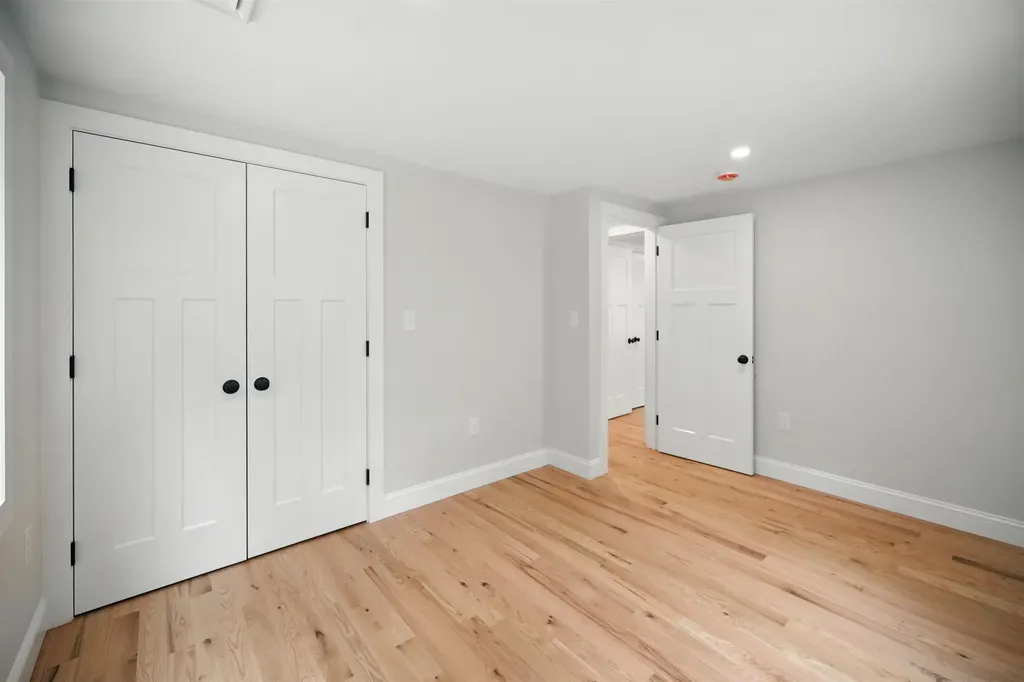 61 Sargent Road Sandown NH 03873