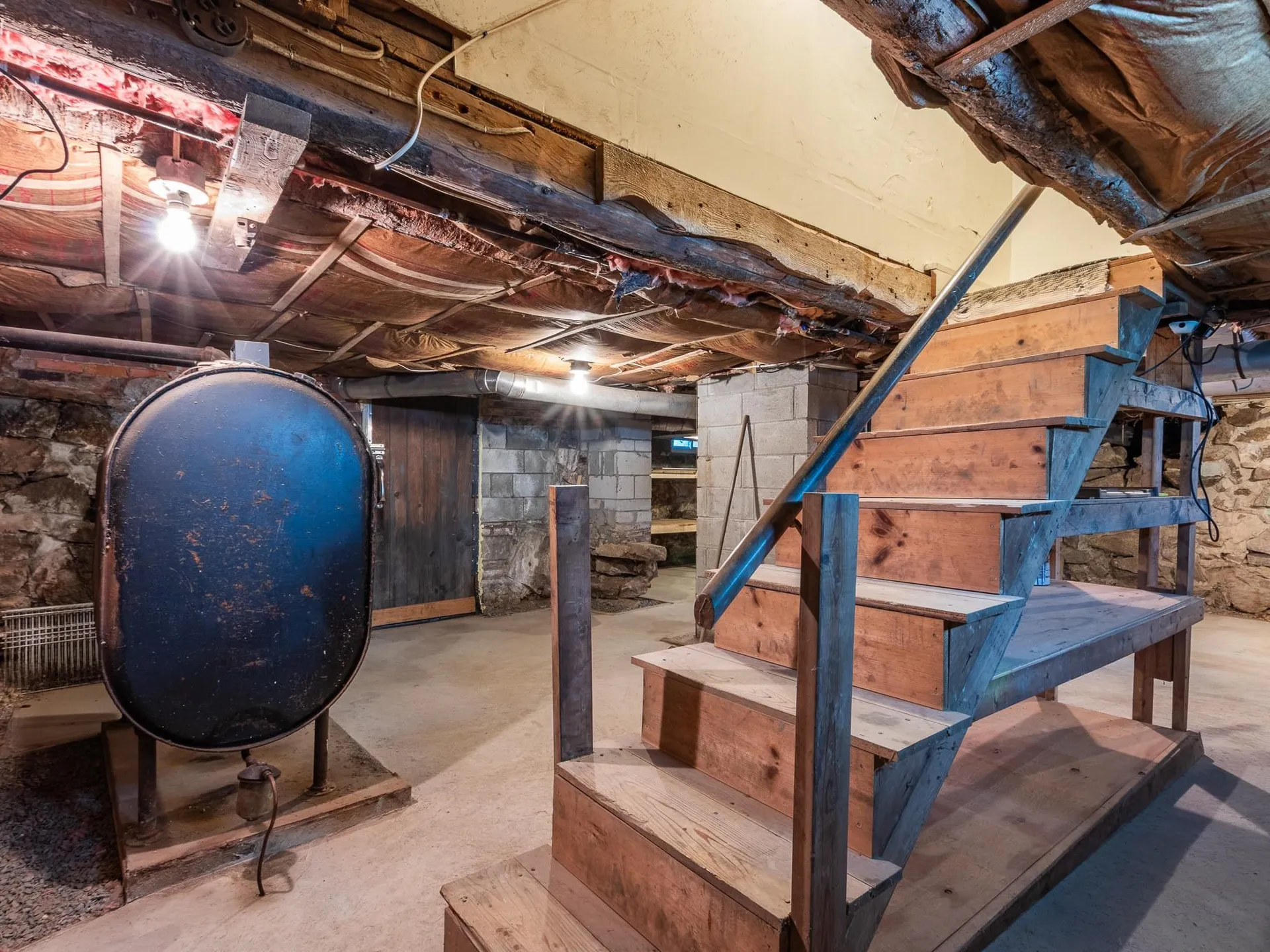 28 Village Road Surry NH 03431