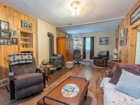 28 Village Road Surry NH 03431