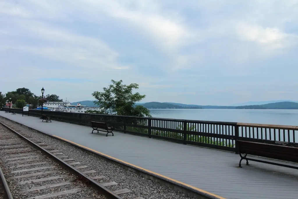 27 Centenary Avenue Laconia NH 03246