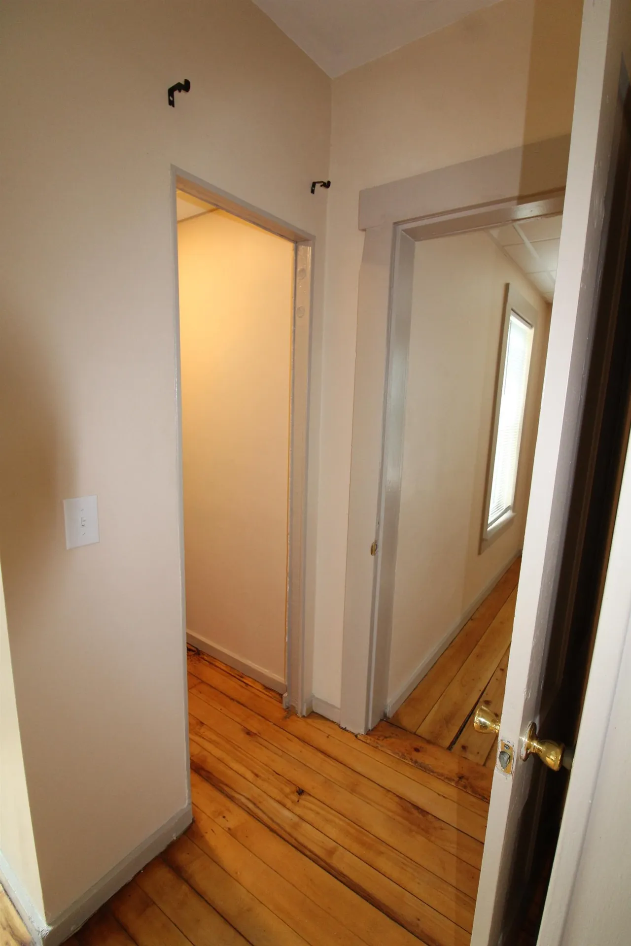 27 Centenary Avenue Laconia NH 03246