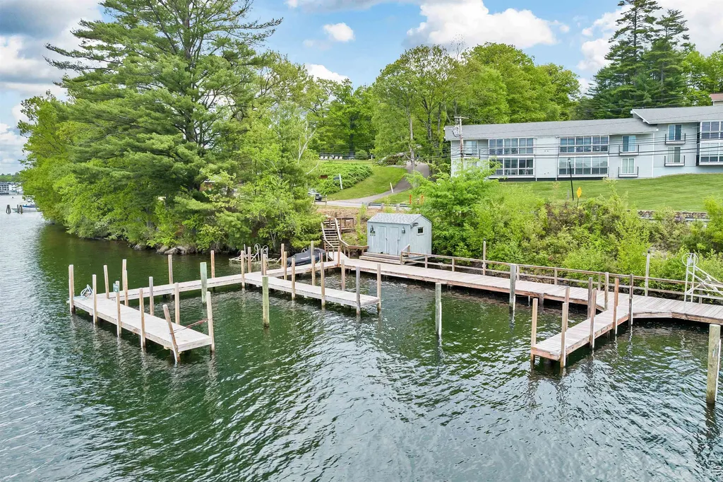 883 Weirs Boulevard Laconia NH 03246