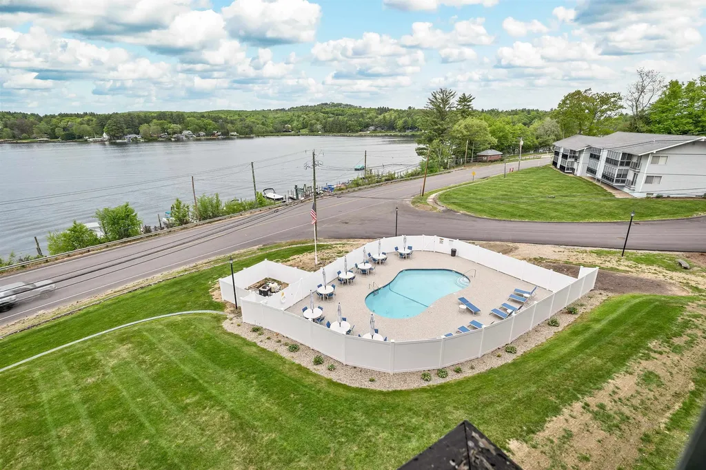 883 Weirs Boulevard Laconia NH 03246