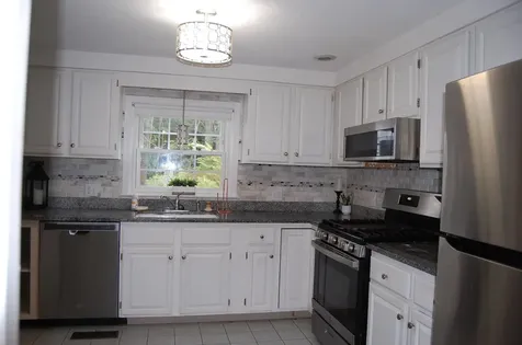 104 River Grant Drive Hopkinton NH 03229