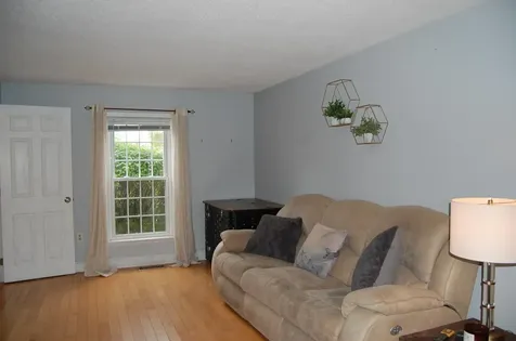 104 River Grant Drive Hopkinton NH 03229