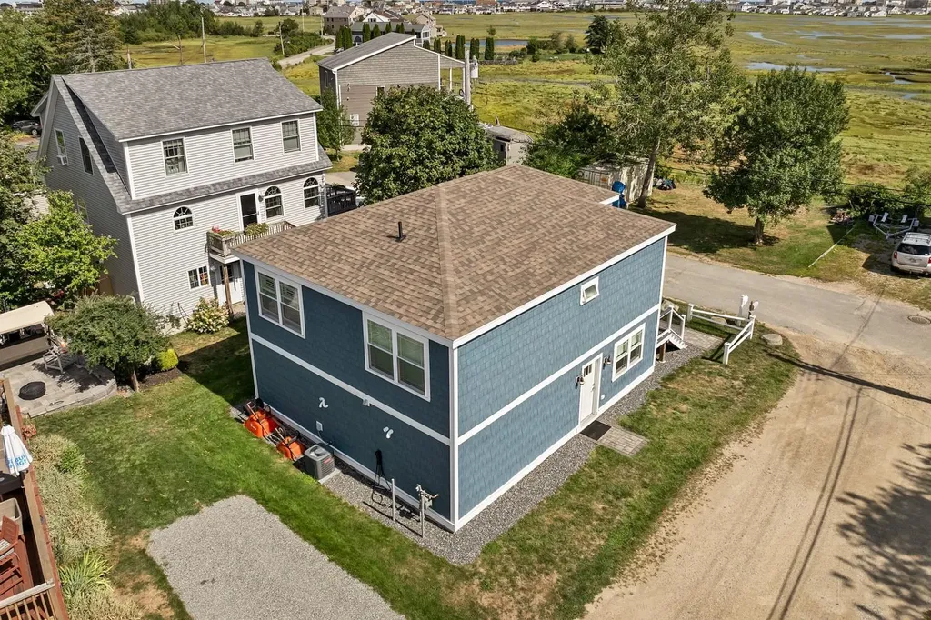 190 Island Path Hampton NH 03842