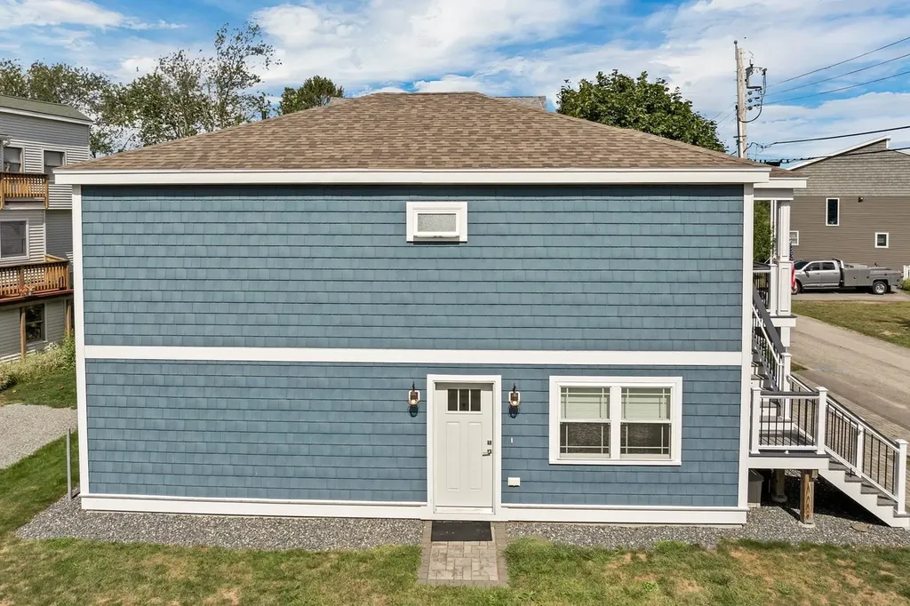 190 Island Path Hampton NH 03842