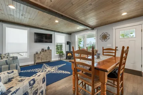 190 Island Path Hampton NH 03842