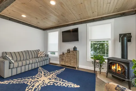 190 Island Path Hampton NH 03842