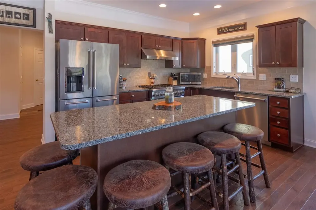 3 Forest Pine Spur Lincoln NH 03251