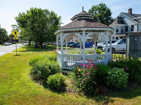 918 Lovers Lane Road Chester VT 05143