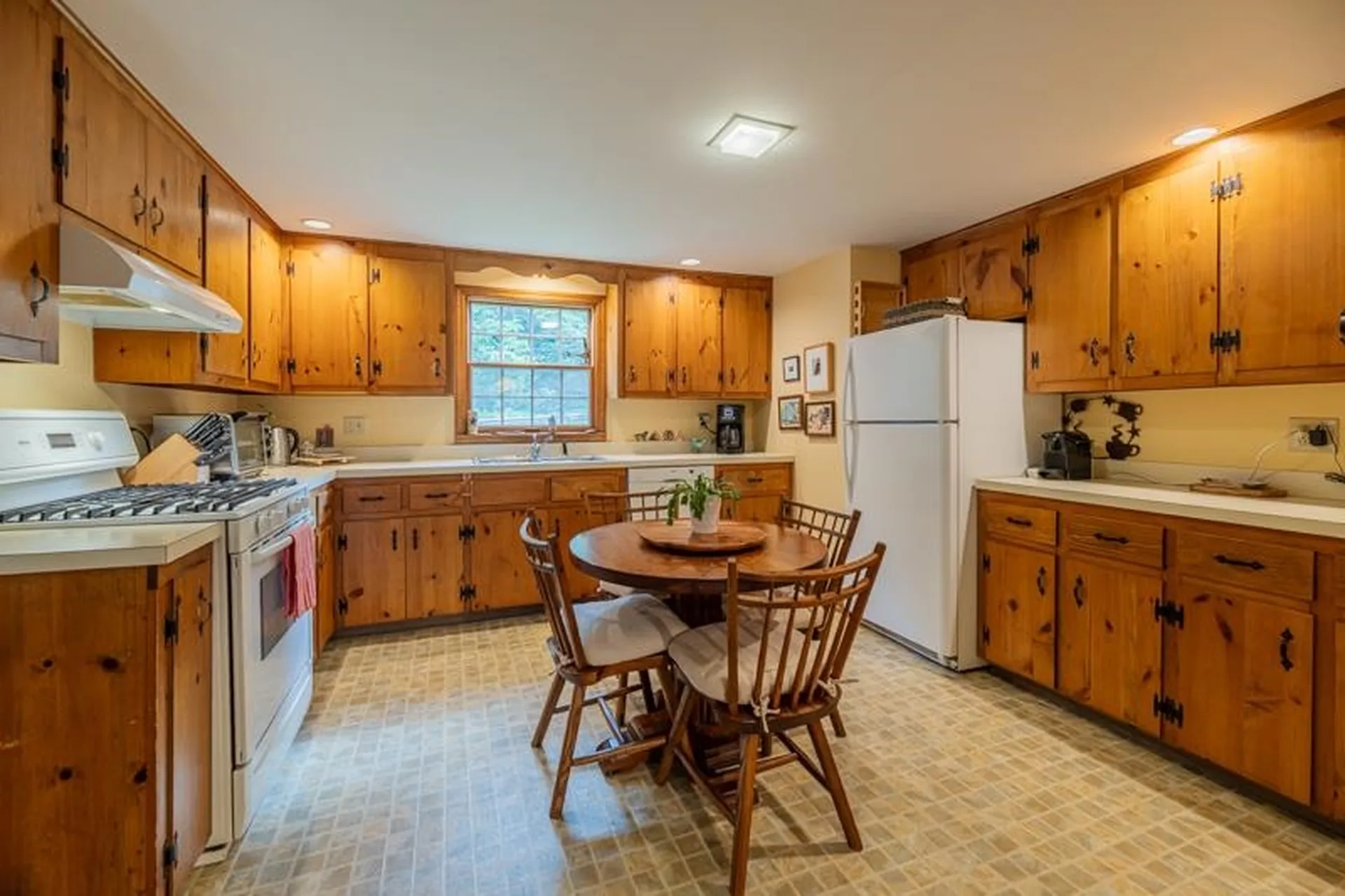 528 Vt Route 121 Windham VT 05148